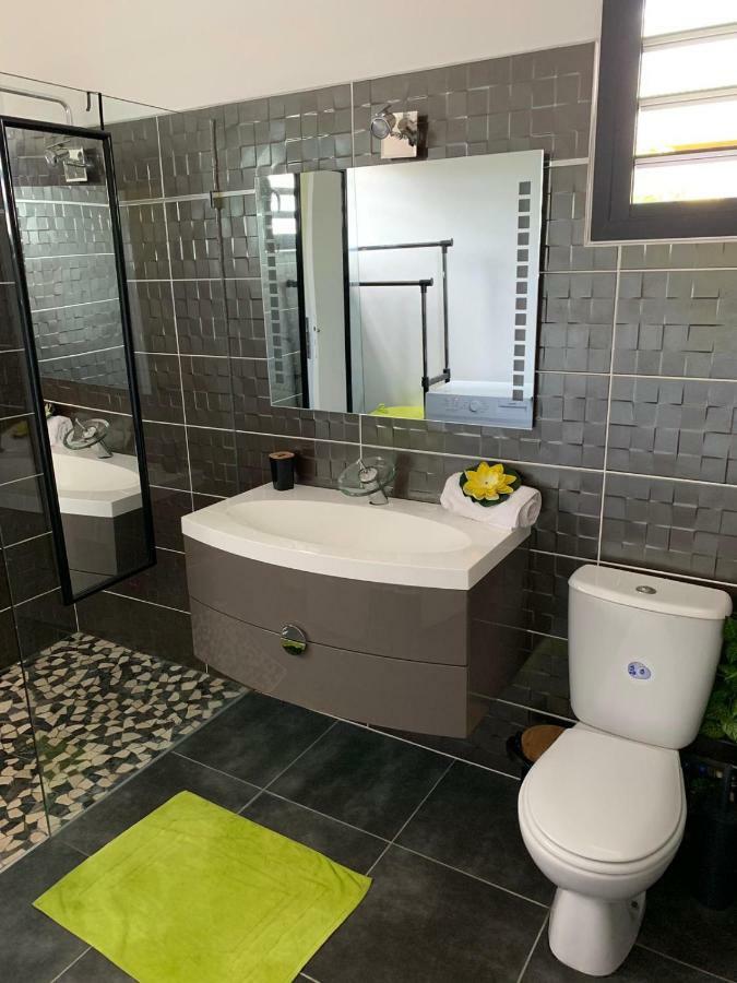 ZANNANNA F1 de charme tout équipé Le Moule avec piscine Exterior foto