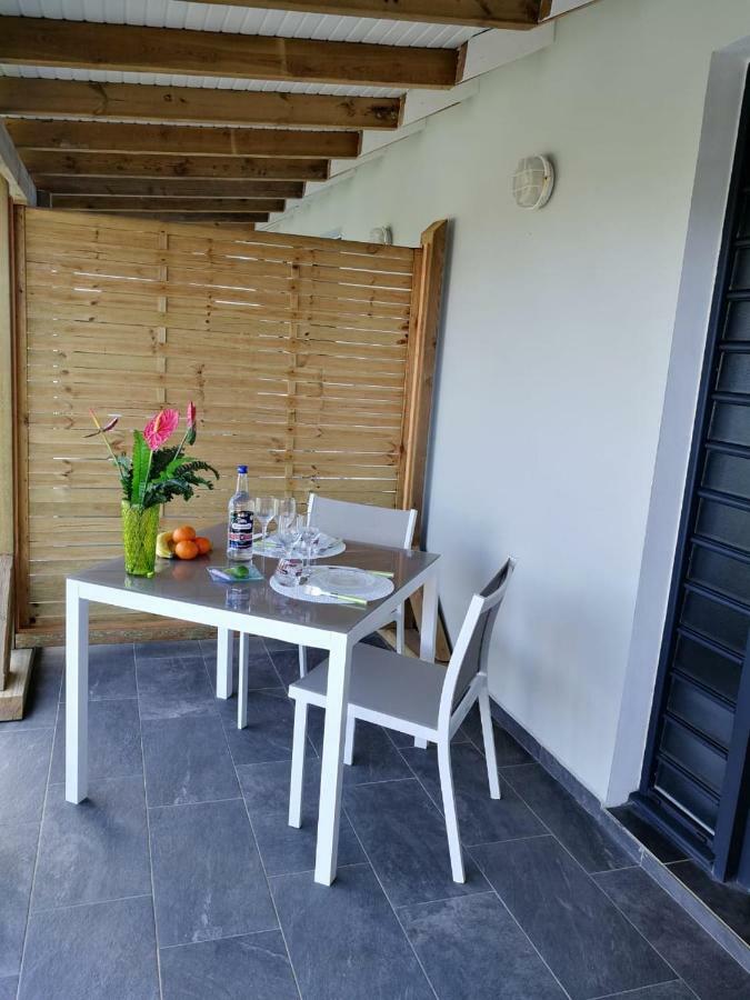 ZANNANNA F1 de charme tout équipé Le Moule avec piscine Exterior foto